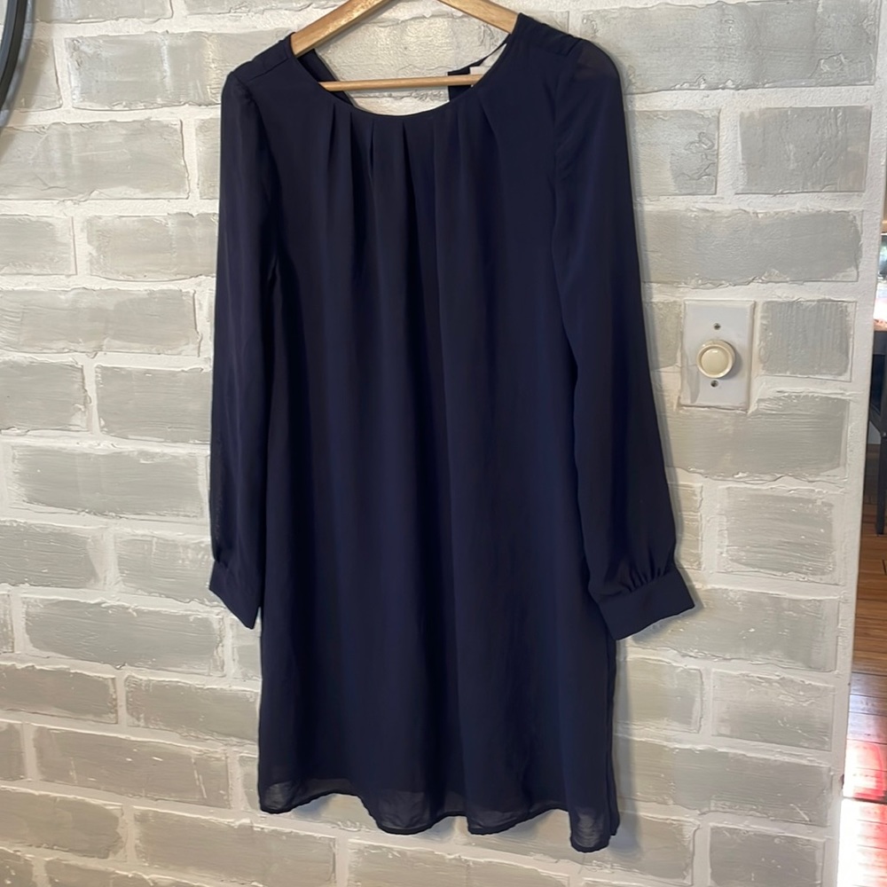 Blue dress H&M good condition missing closure in the back as showing in video